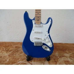 Guitare Fender Stratocaster, dont Mark Knopfler - Dire Straits -