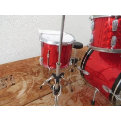 EXCLUSIEF drumstel Tama RED Glitter ACDC  Zeer gedetailleerd model -LUXE model -