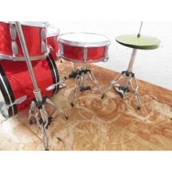 EXCLUSIEF drumstel Tama RED Glitter ACDC  Zeer gedetailleerd model -LUXE model -