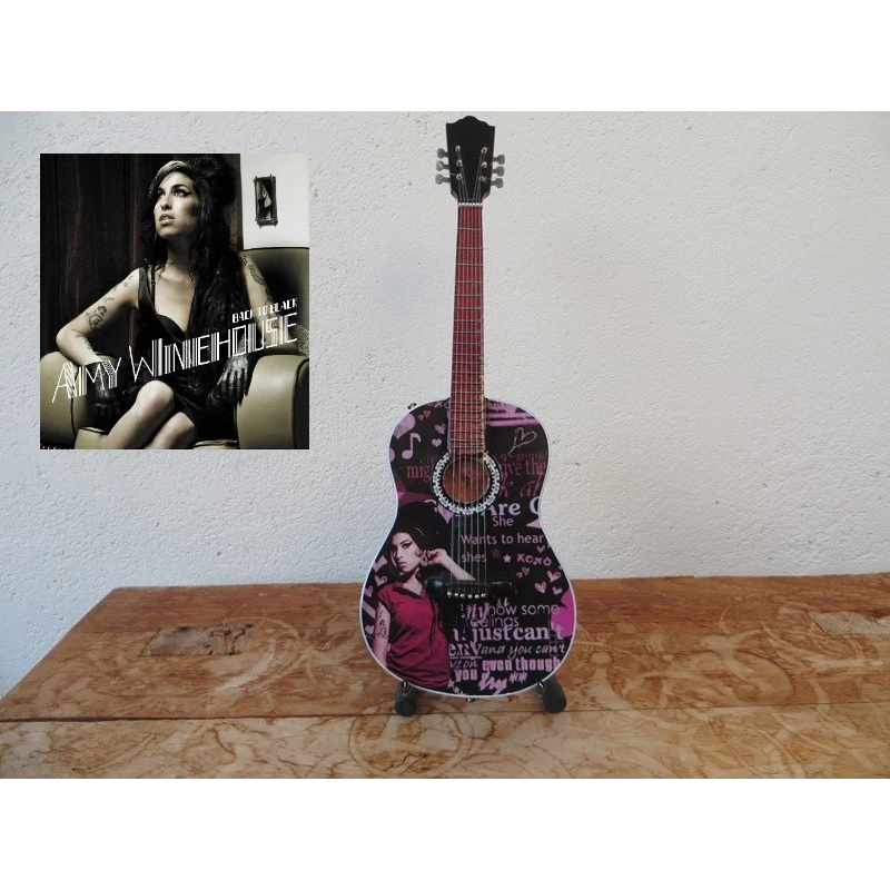 Guitare Acoustique AMY WINEHOUSE tribute