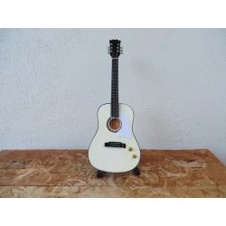 Guitare acoustique Gibson...